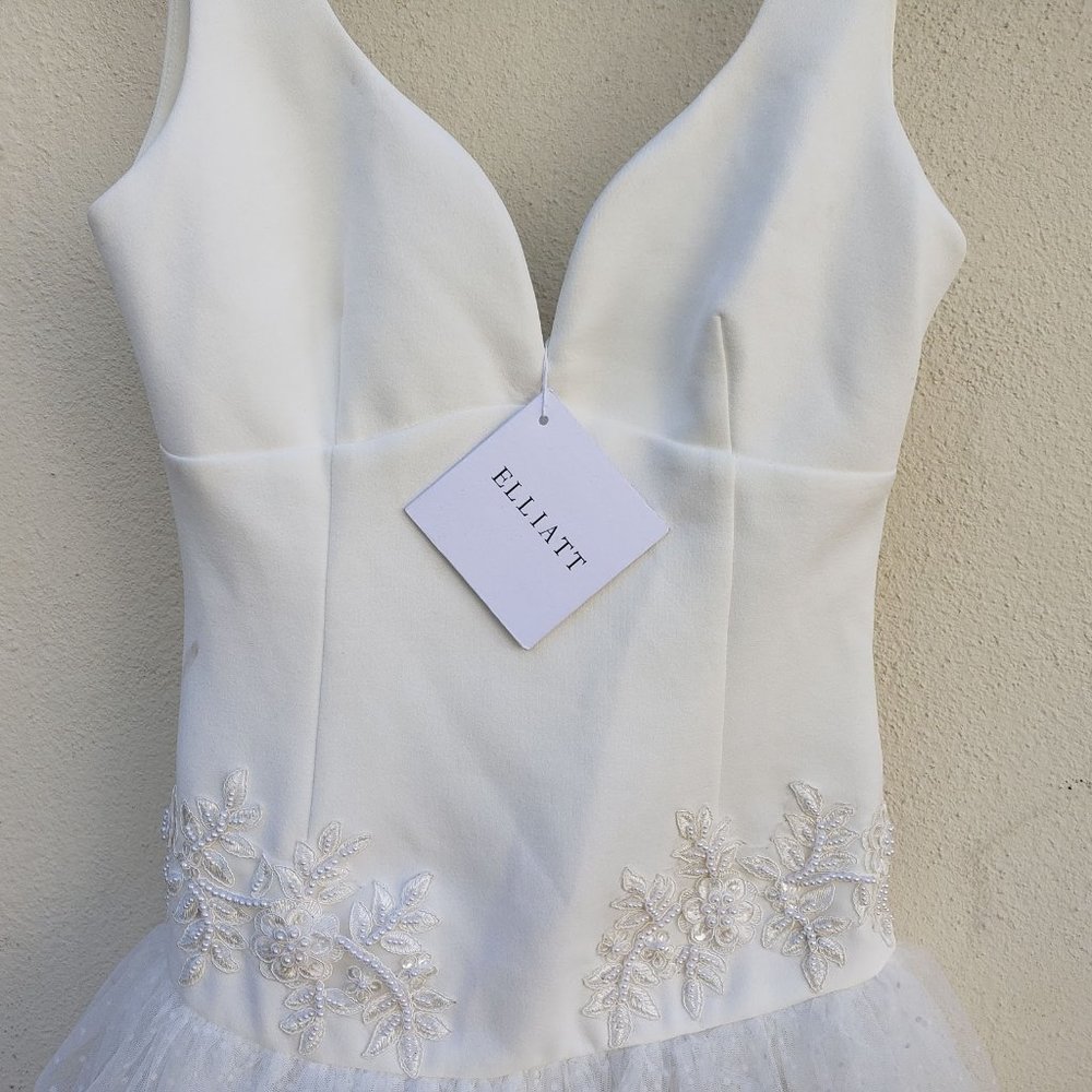 NWT Elliatt Juliette White Lace High Low Dress - Picture 12 of 16